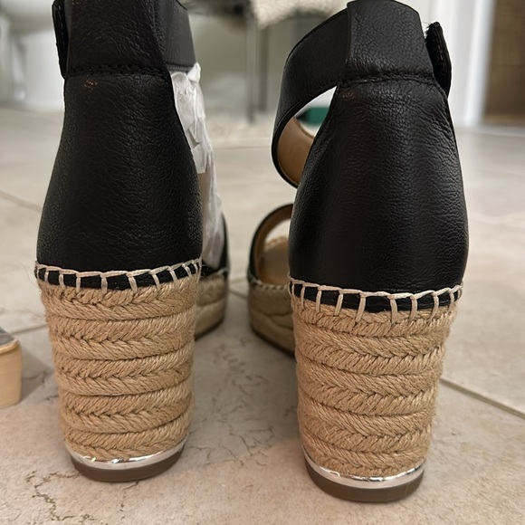 NWT Espadrille wedge sandals - Picture 3 of 4